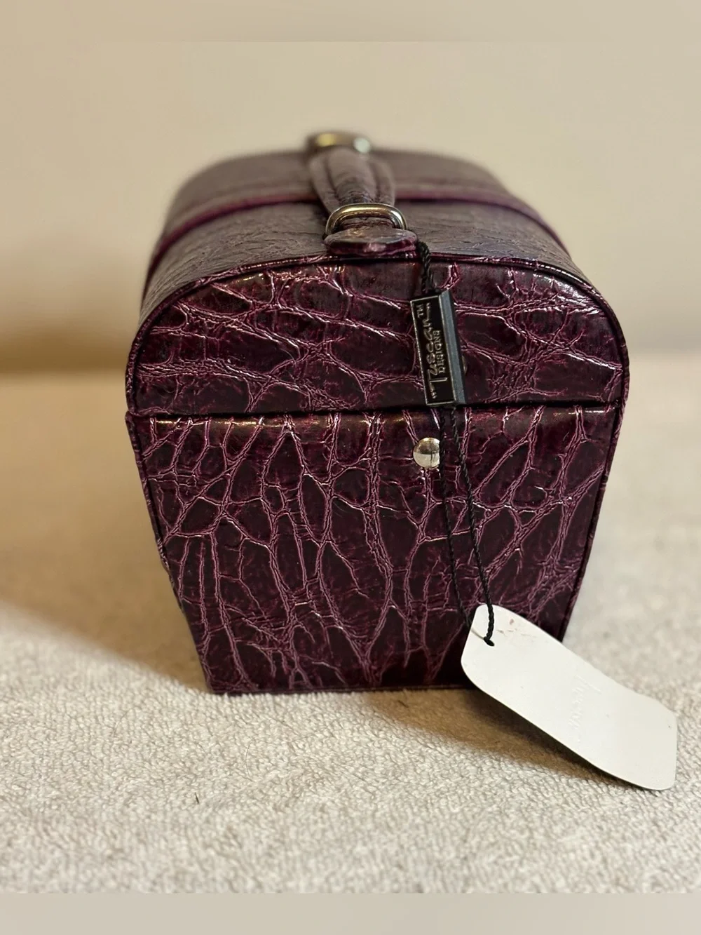NWT Tuscan Designs Eggplant Crocodile Print Travel Jewelry Case